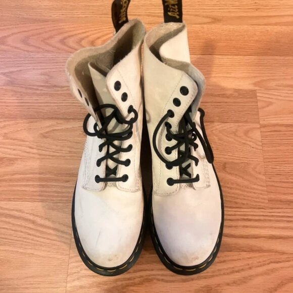 Dr. Martens 1460 Boot - Picture 1 of 4